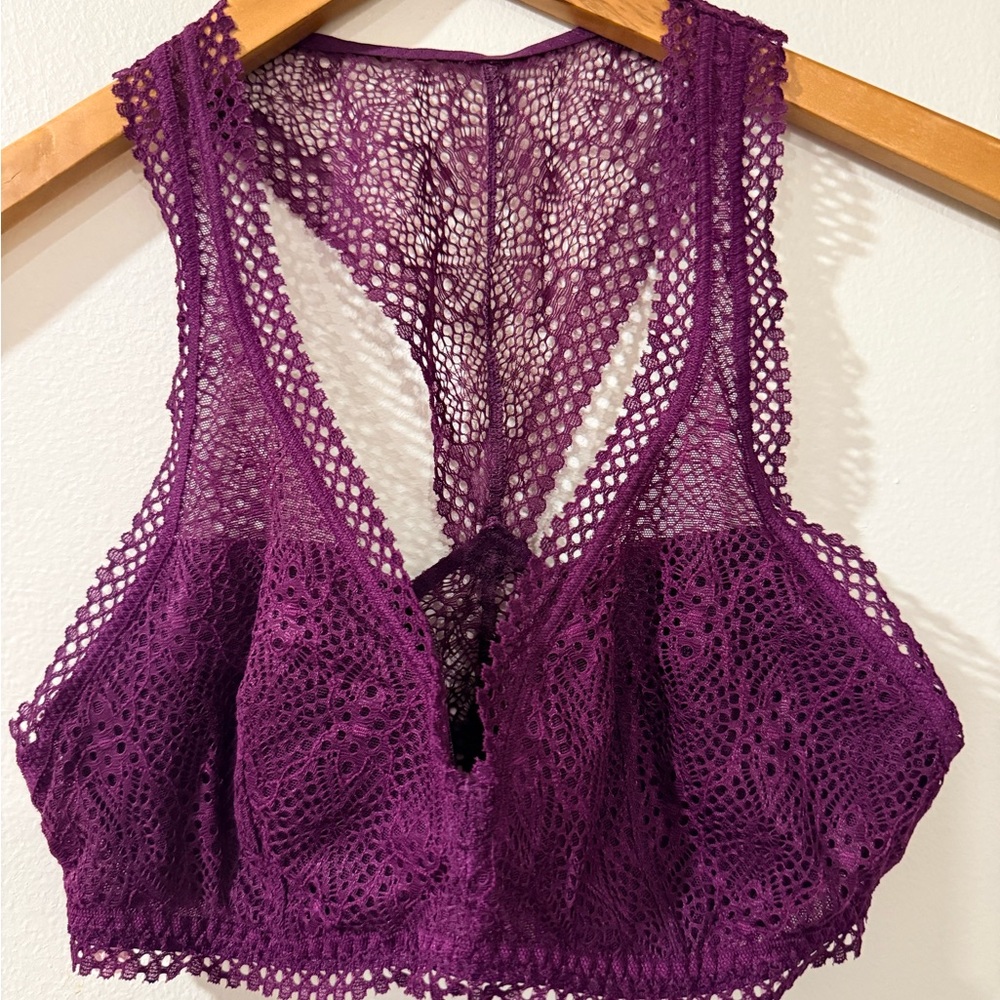 NWT Victoria's Secret Deep Purple Lace Bralette